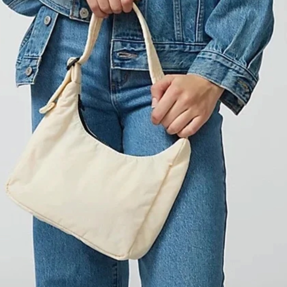 BAGGU Mini Nylon Shoulder Bag in Ivory NWT read description